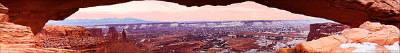 Winter Sunrise, Mesa Arch, Canyonlands Park, Utah, USA
